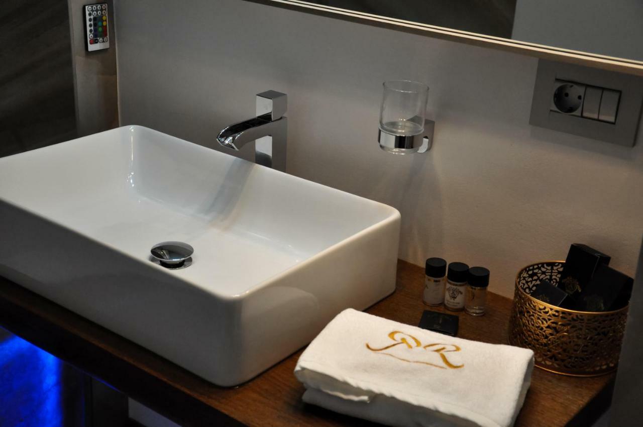 Rubio Residence - Accmonia Luxury Apartment Arad Luaran gambar